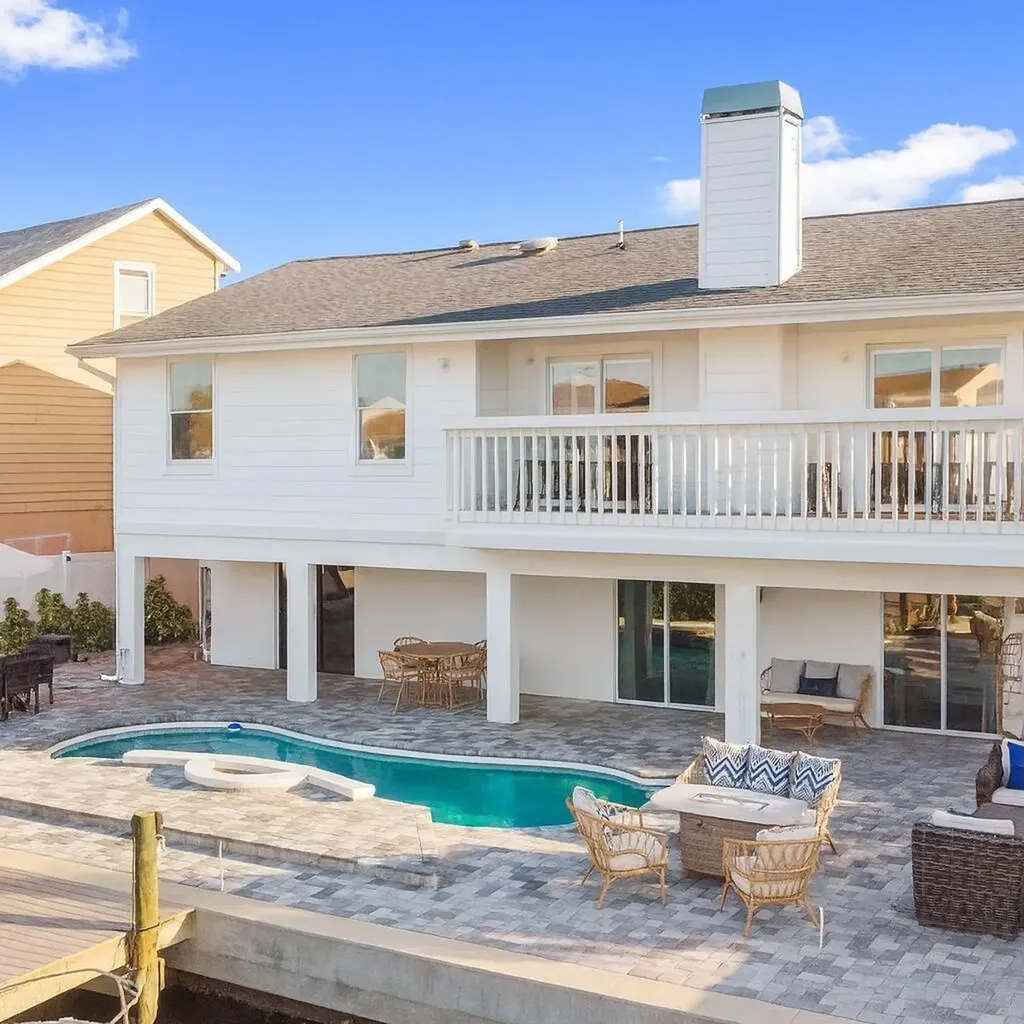 328 6th Avenue Indian Rocks Beach FL 33785