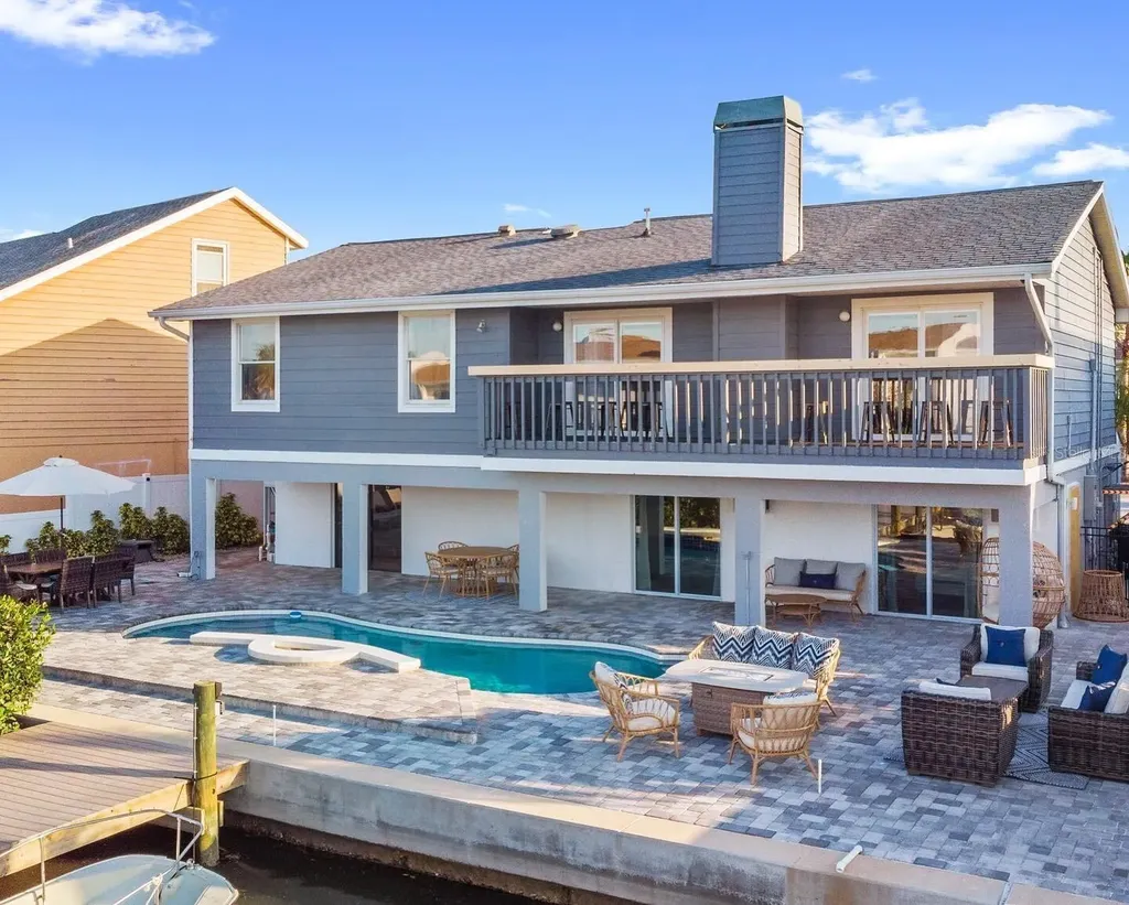 328 6th Avenue Indian Rocks Beach FL 33785