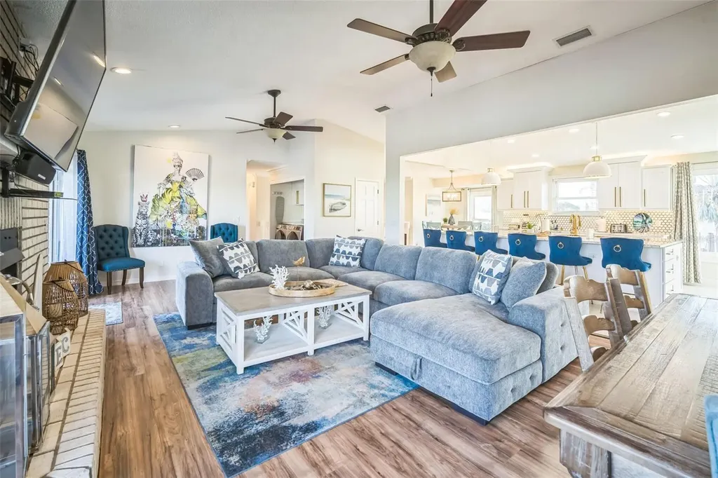 328 6th Avenue Indian Rocks Beach FL 33785