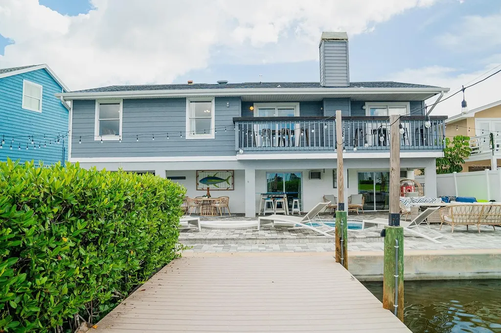 328 6th Avenue Indian Rocks Beach FL 33785