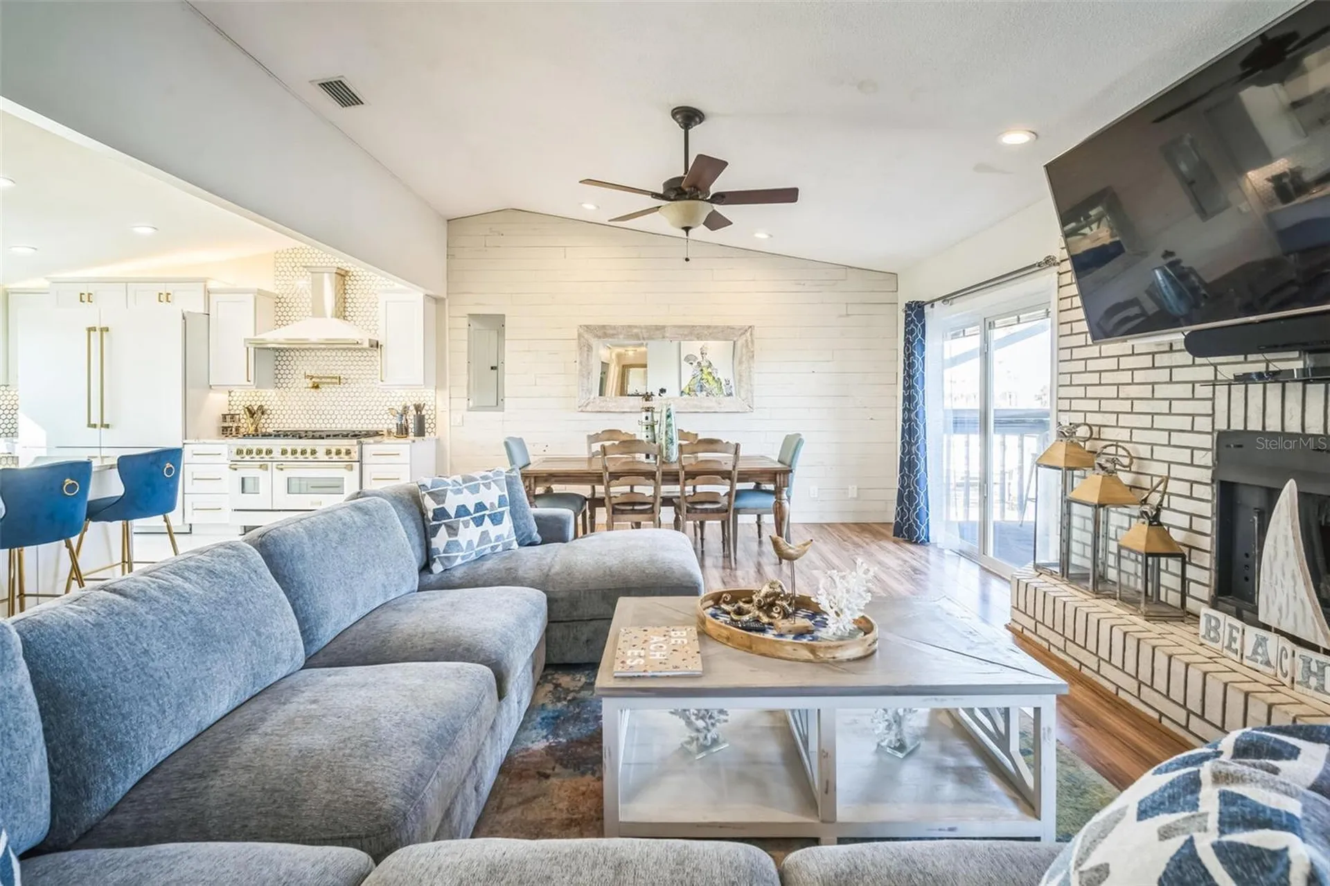 328 6th Avenue Indian Rocks Beach FL 33785