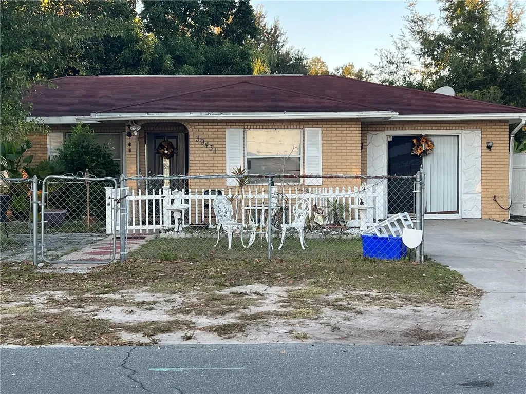 39431 Lincoln Avenue Zephyrhills FL 33542