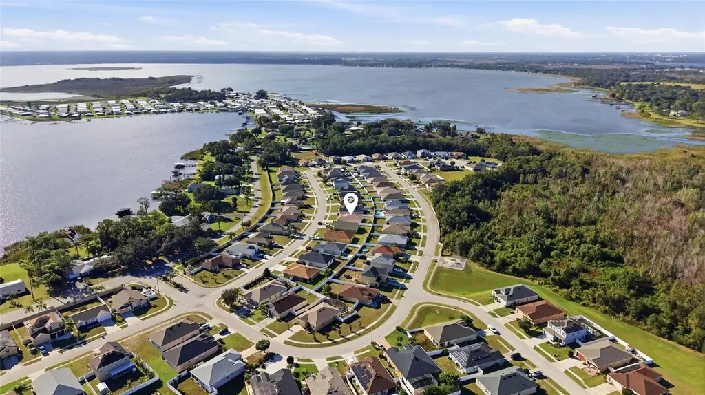 1085 Brenton Manor Drive Winter Haven FL 33881