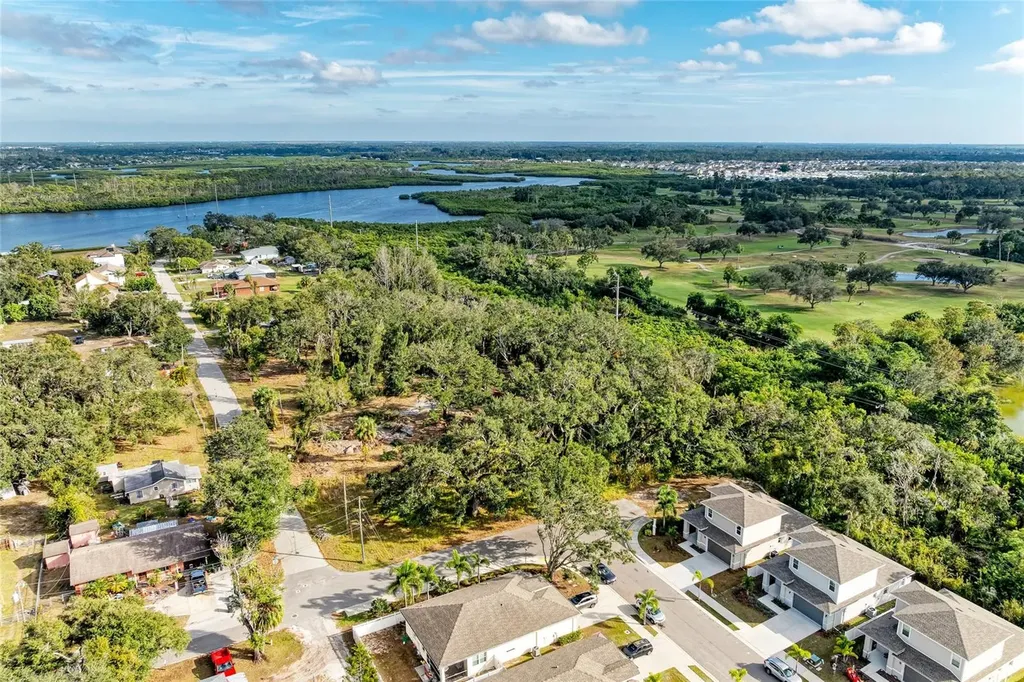 12TH Avenue E Bradenton FL 34208