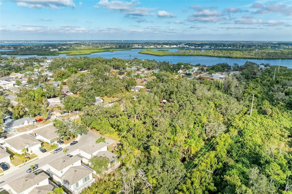 12TH Avenue E Bradenton FL 34208