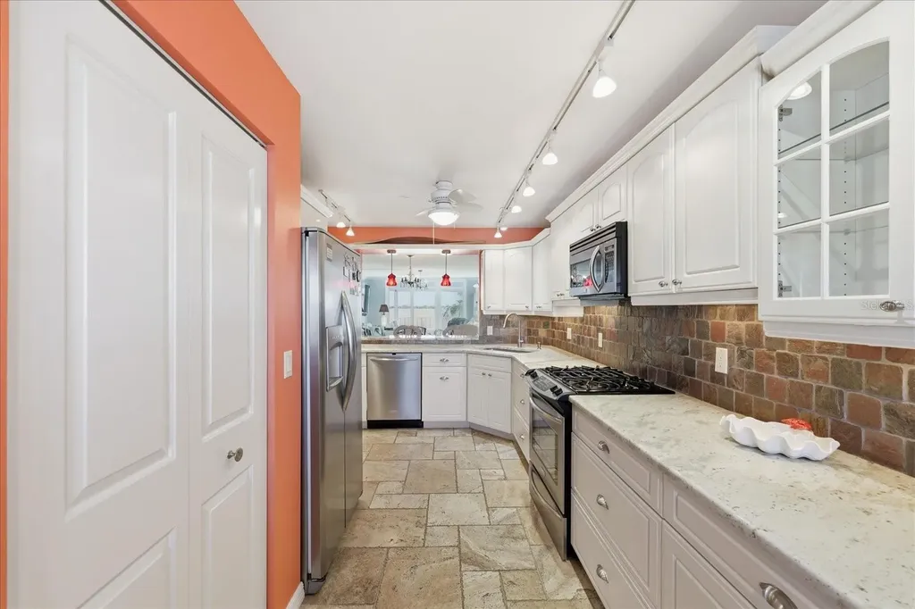 6060 Shore Boulevard S Gulfport FL 33707