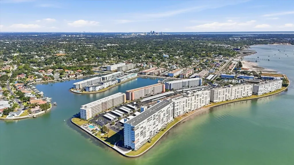 6060 Shore Boulevard S Gulfport FL 33707