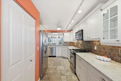 6060 Shore Boulevard S Gulfport FL 33707