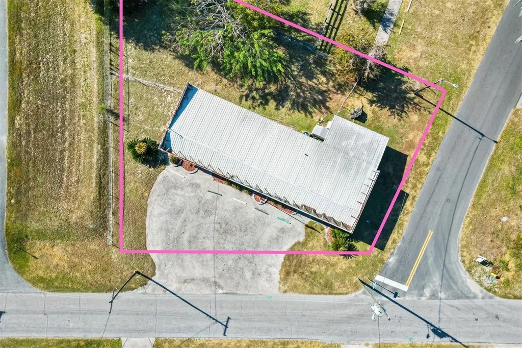 609 N Old Wire Road Wildwood FL 34785