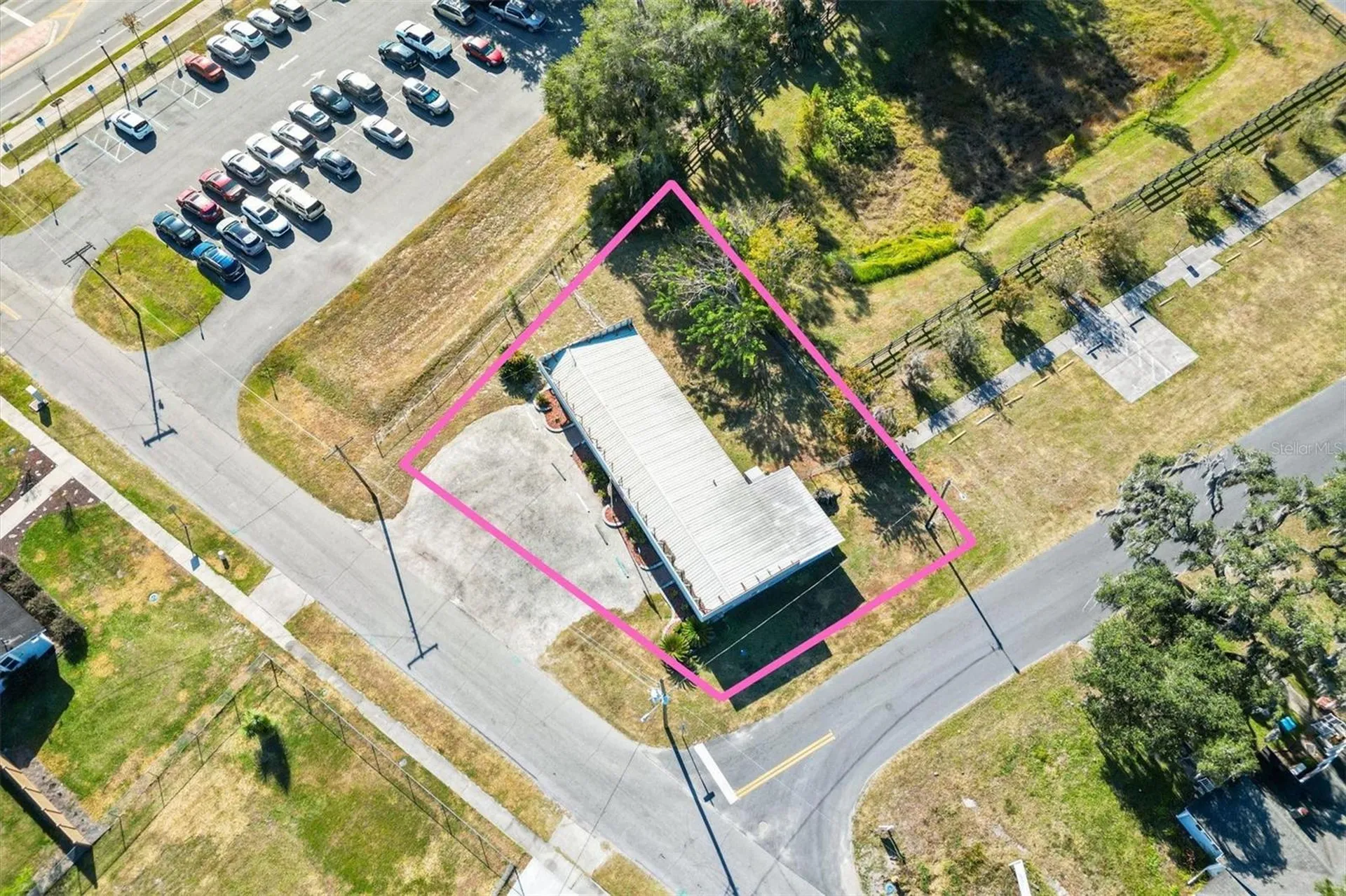609 N Old Wire Road Wildwood FL 34785