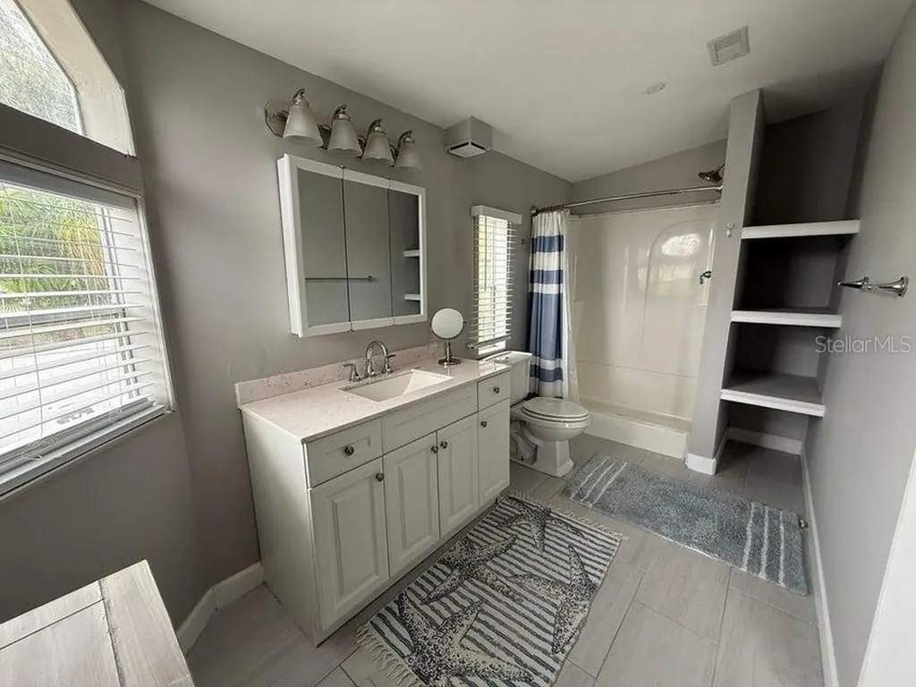 6085 Seashore Drive Atlantis FL 33462