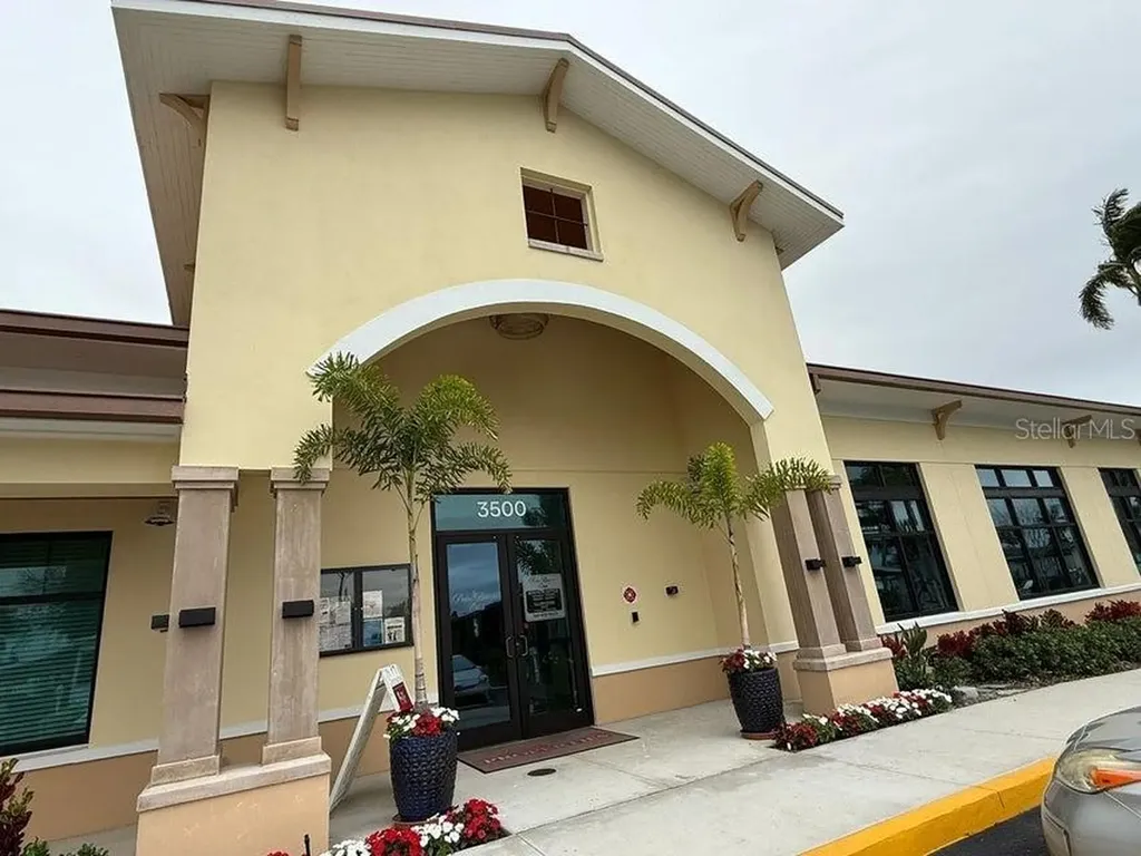 6085 Seashore Drive Atlantis FL 33462