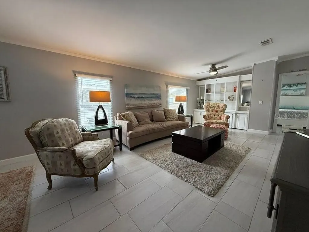 6085 Seashore Drive Atlantis FL 33462