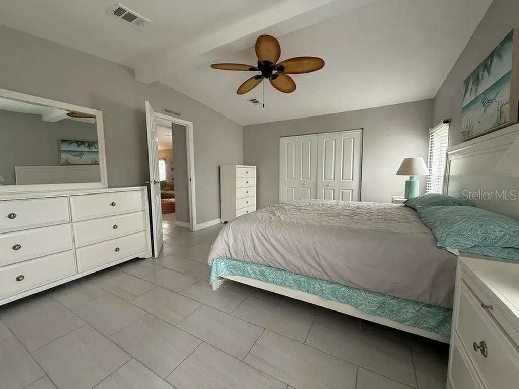 6085 Seashore Drive Atlantis FL 33462