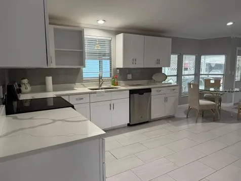 6085 Seashore Drive Atlantis FL 33462