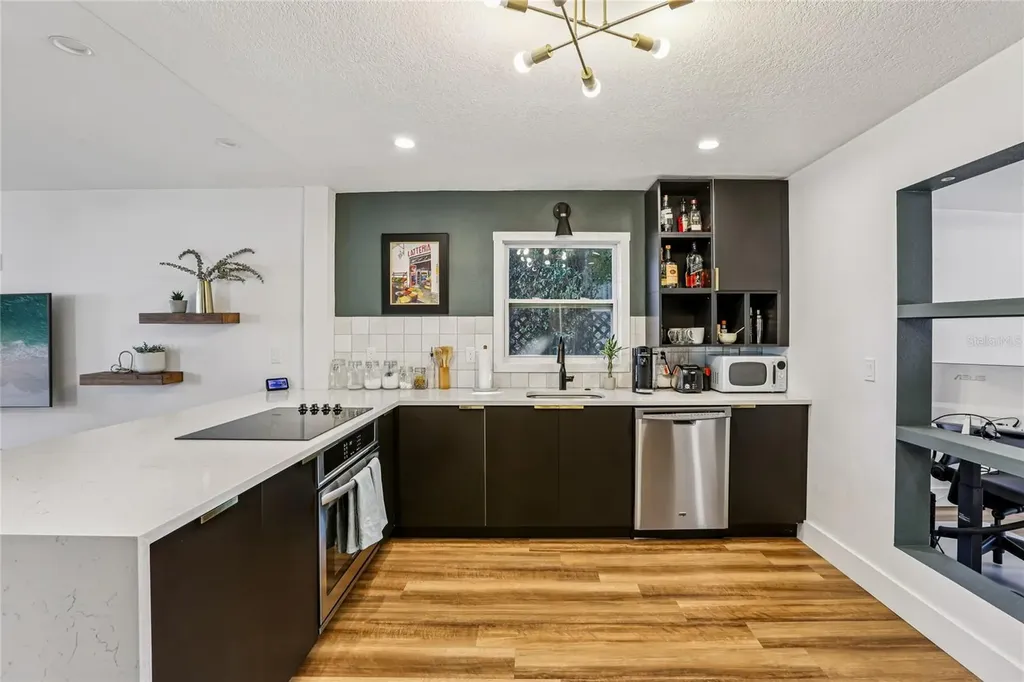 4104 N Seminole Avenue Tampa FL 33603