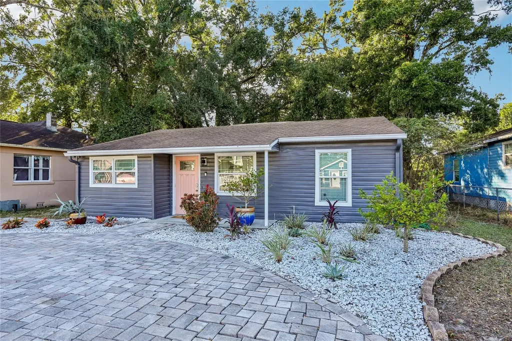 4104 N Seminole Avenue Tampa FL 33603