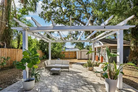 4104 N Seminole Avenue Tampa FL 33603