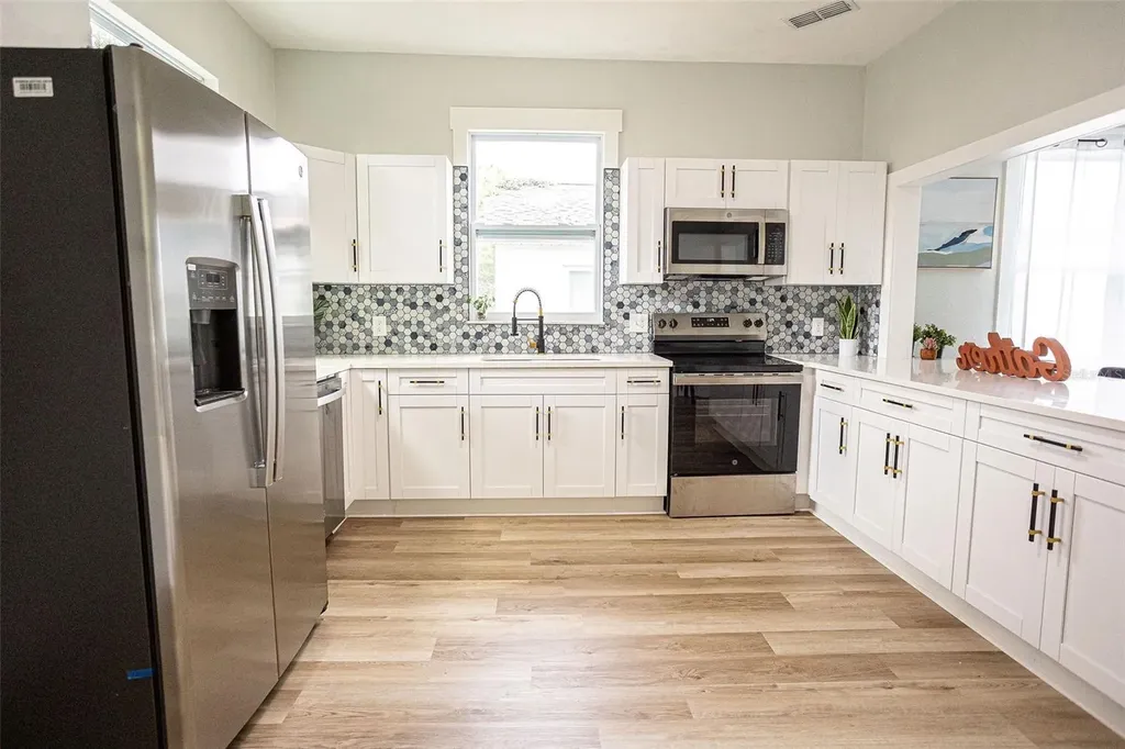 1307 E 20th Avenue Tampa FL 33605