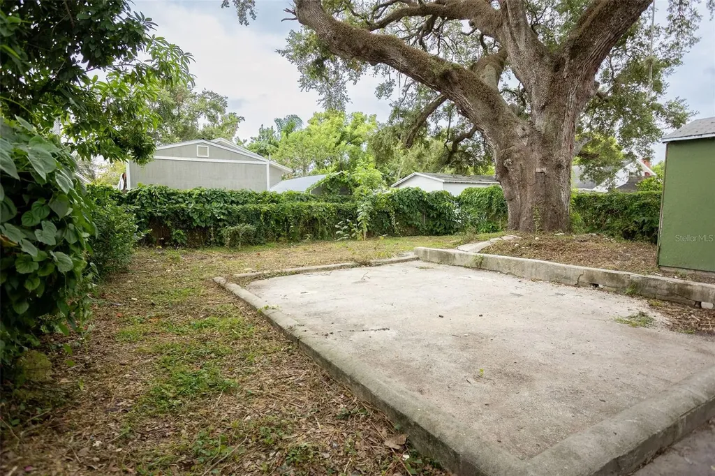 1307 E 20th Avenue Tampa FL 33605