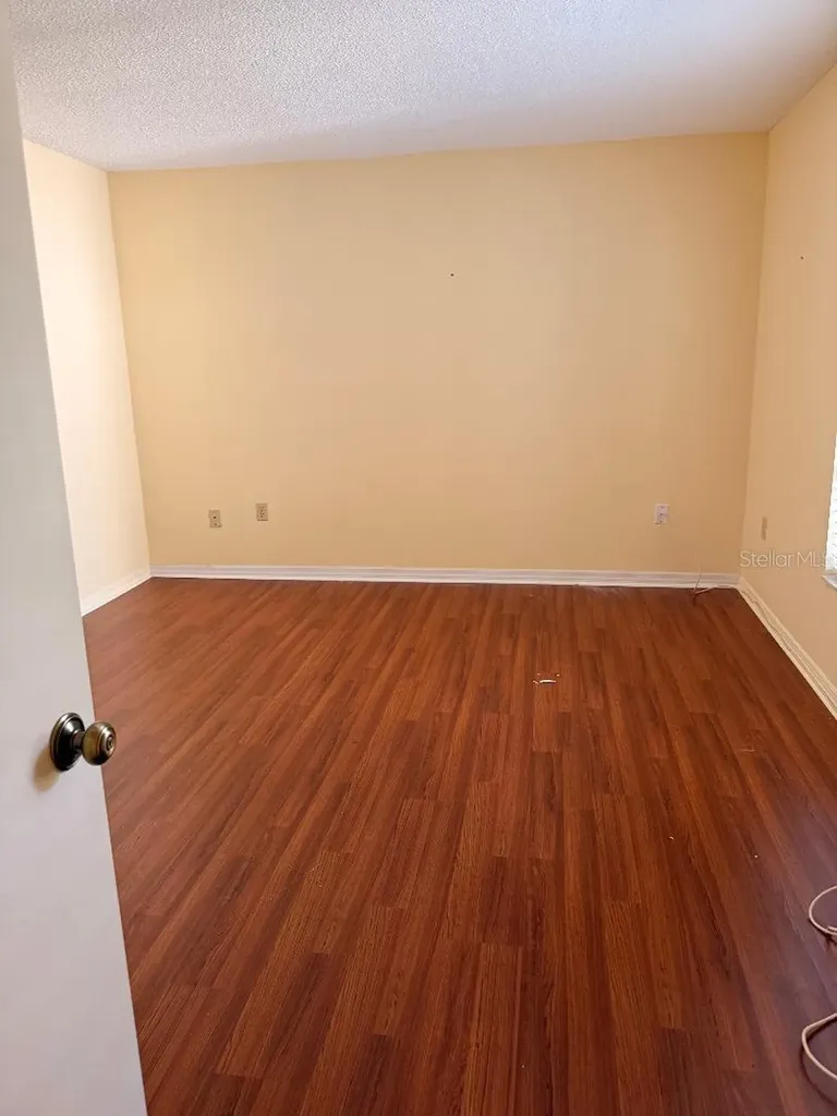 3150 Ringwood Meadow Sarasota FL 34235