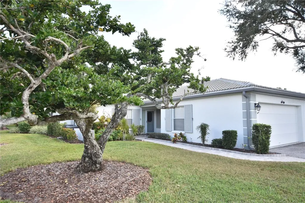 3150 Ringwood Meadow Sarasota FL 34235