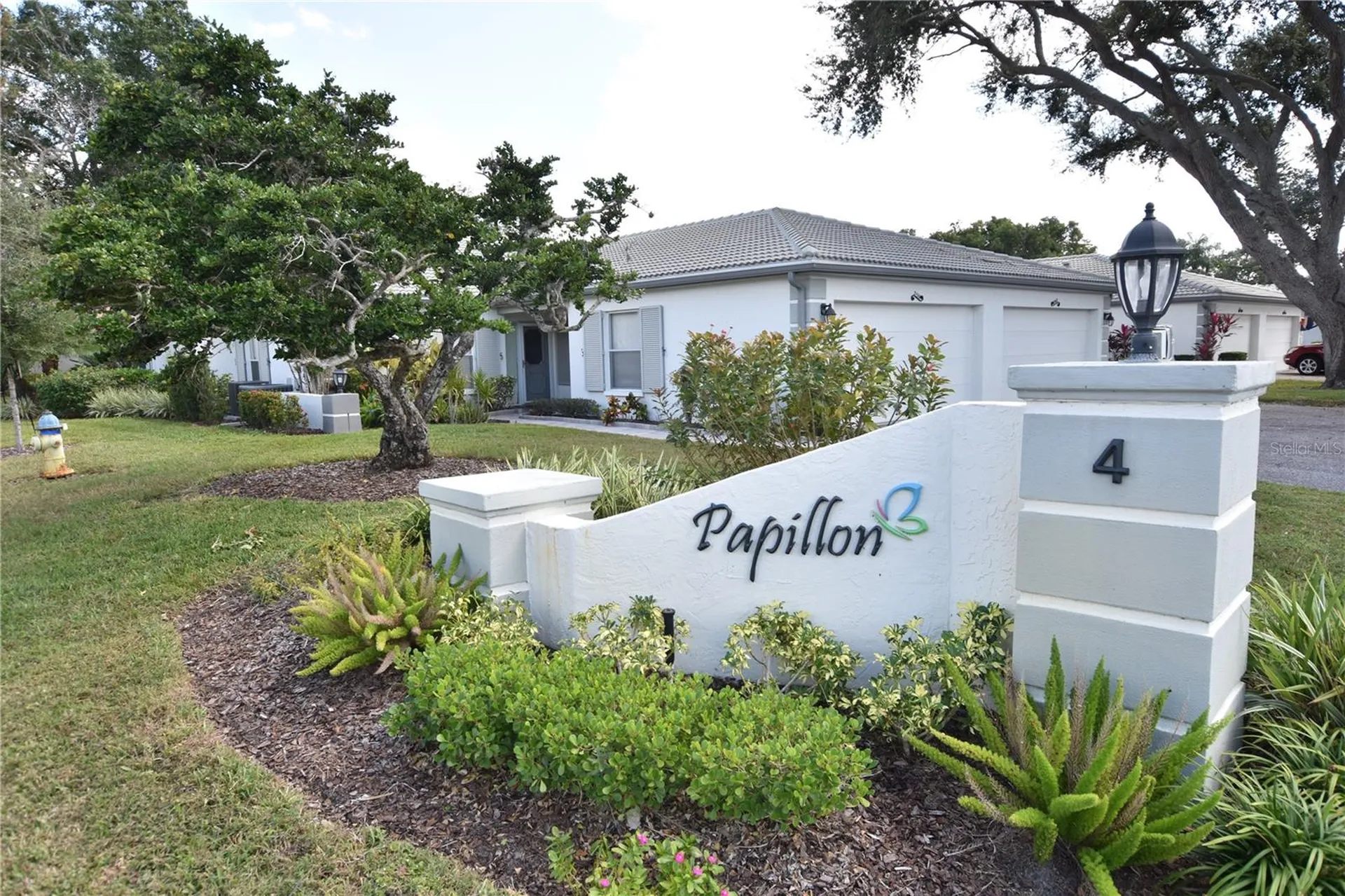 3150 Ringwood Meadow Sarasota FL 34235
