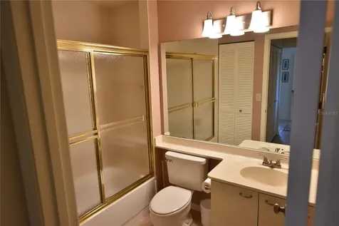 3150 Ringwood Meadow Sarasota FL 34235