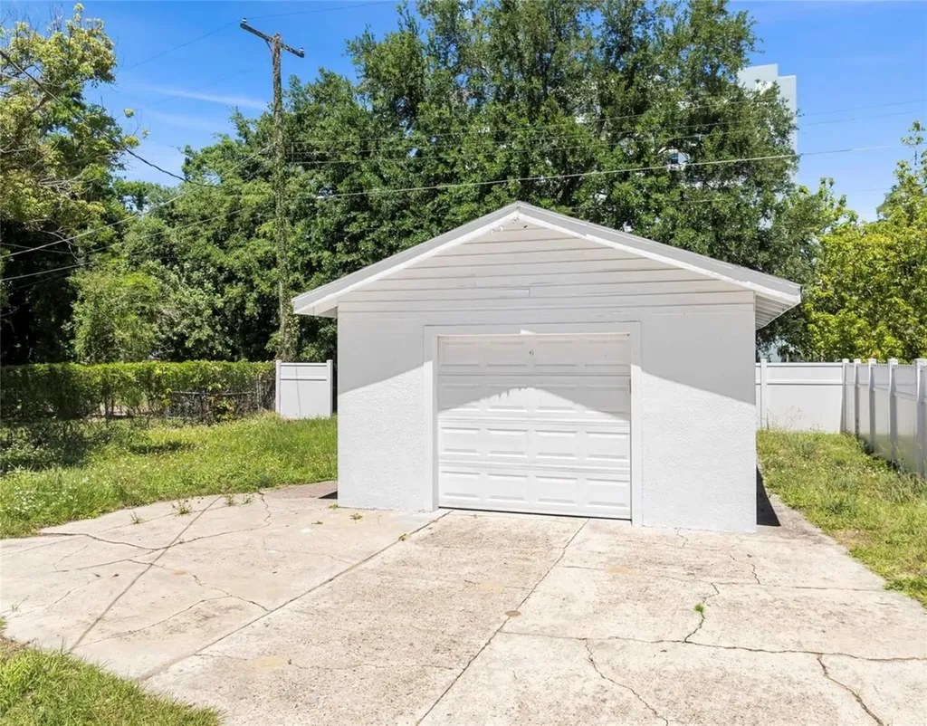 751 Avenue B SW Winter Haven FL 33880