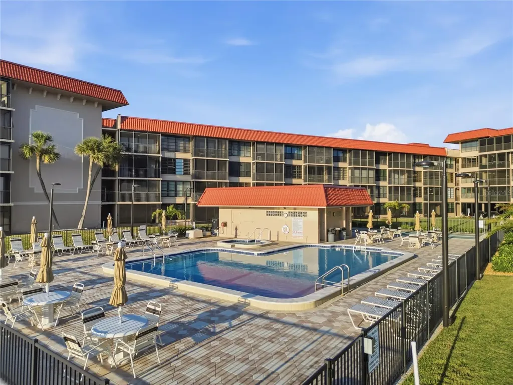 17580 Gulf Boulevard Redington Shores FL 33708