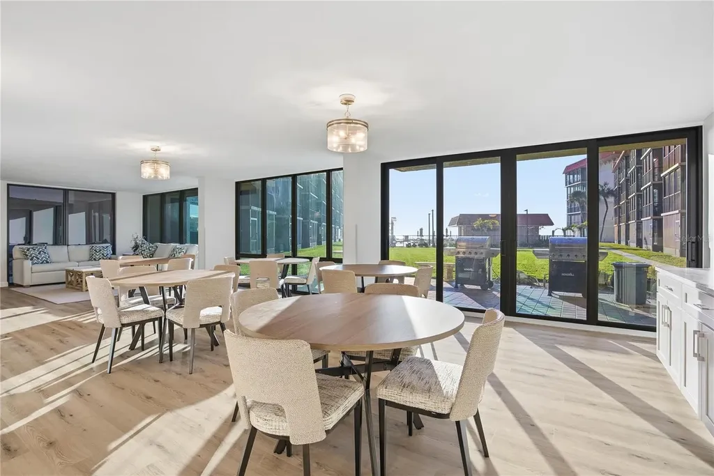 17580 Gulf Boulevard Redington Shores FL 33708