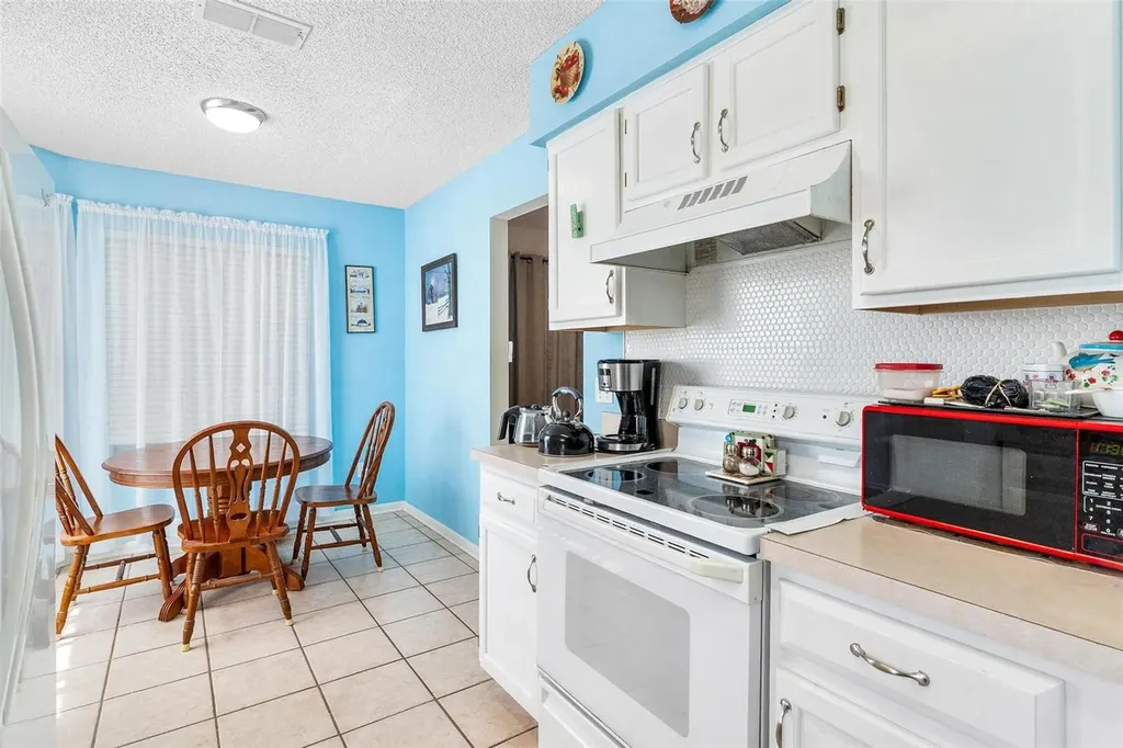 32819 Timberwood Drive Leesburg FL 34748