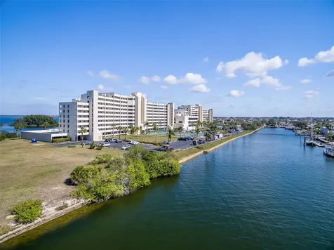 5915 Sea Ranch Drive Hudson FL 34667