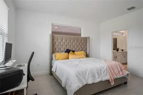 18863 Rawson Street Orlando FL 32827