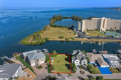 5889 Beverly Drive Hudson FL 34667