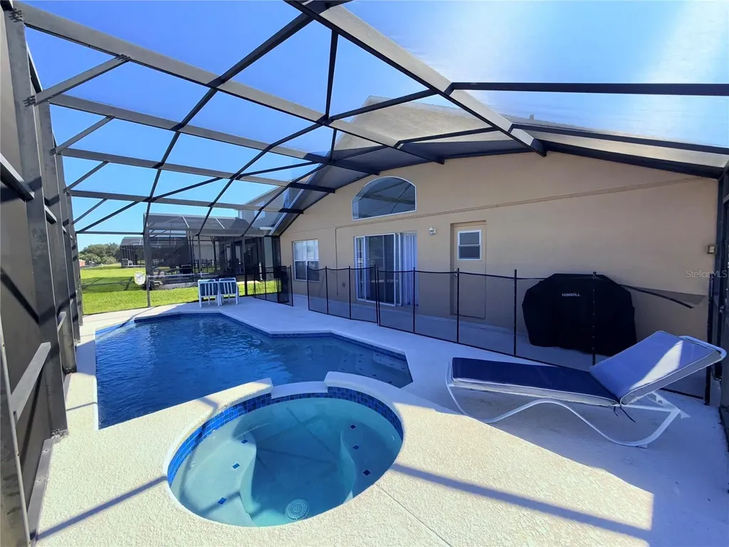 8587 Sunrise Key Drive Kissimmee FL 34747