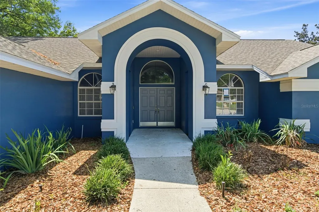 3042 Colonial Ridge Drive Brandon FL 33511