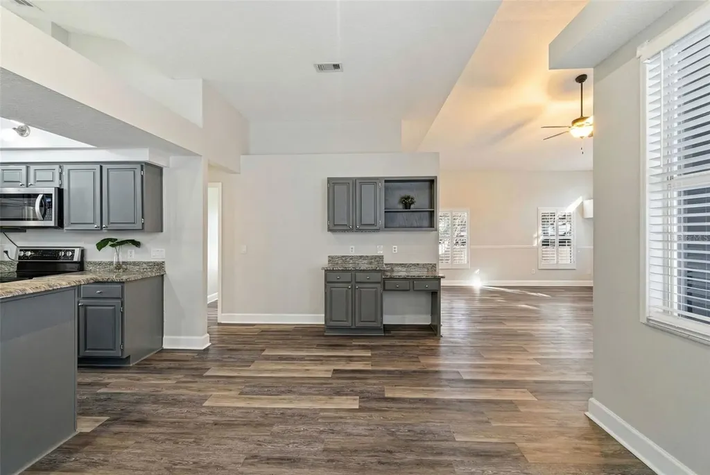 3042 Colonial Ridge Drive Brandon FL 33511