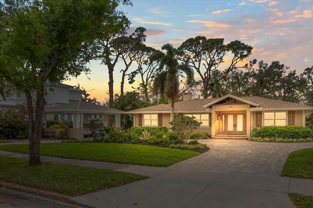 1538 S Orange Avenue Sarasota FL 34239