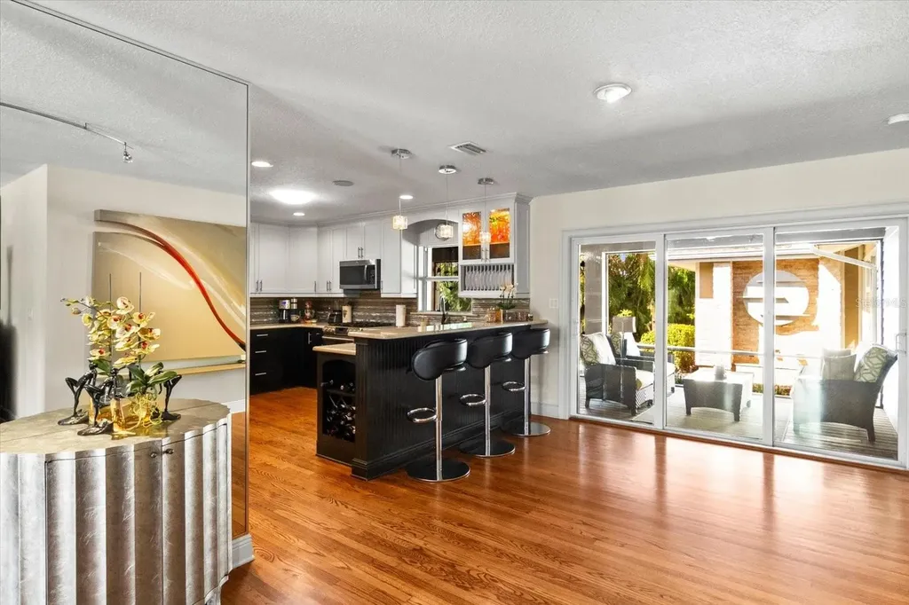 1538 S Orange Avenue Sarasota FL 34239