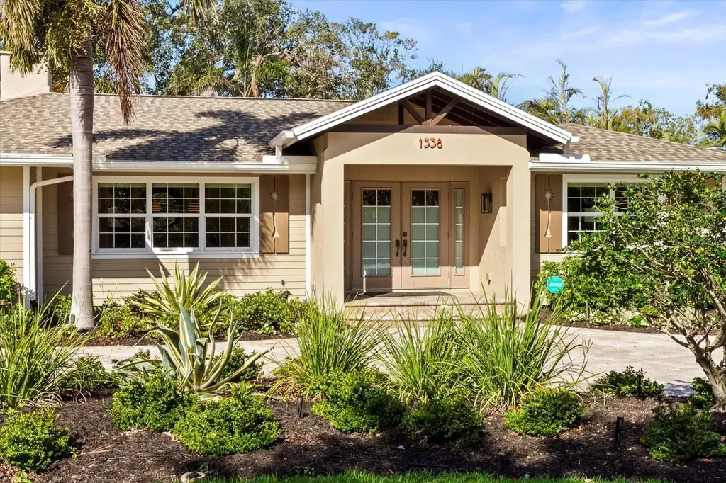 1538 S Orange Avenue Sarasota FL 34239