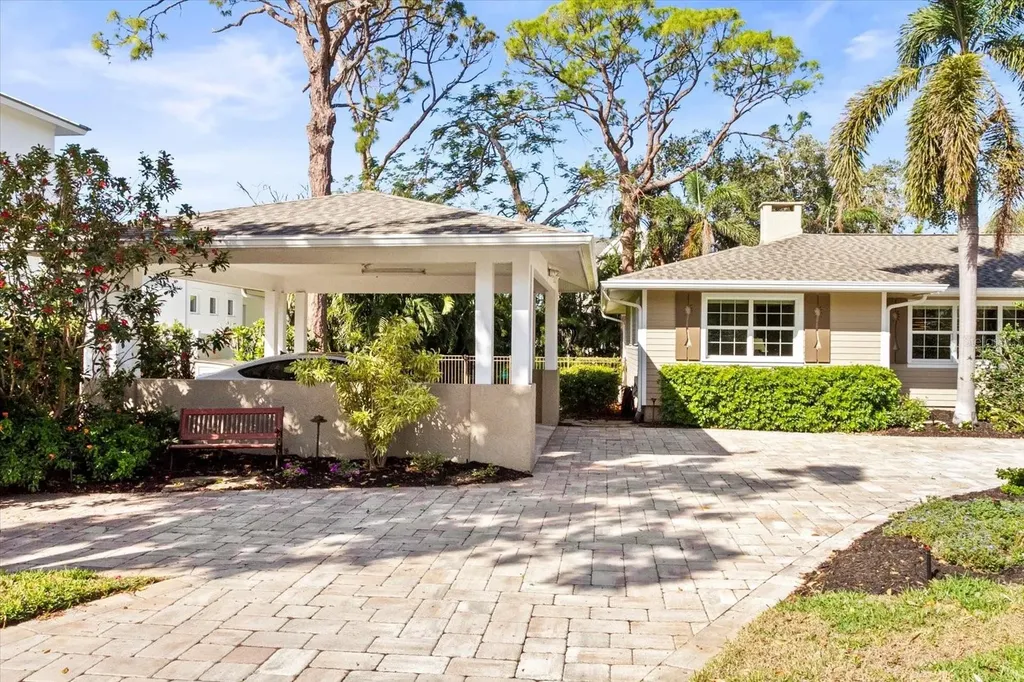 1538 S Orange Avenue Sarasota FL 34239