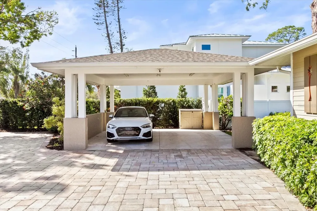 1538 S Orange Avenue Sarasota FL 34239