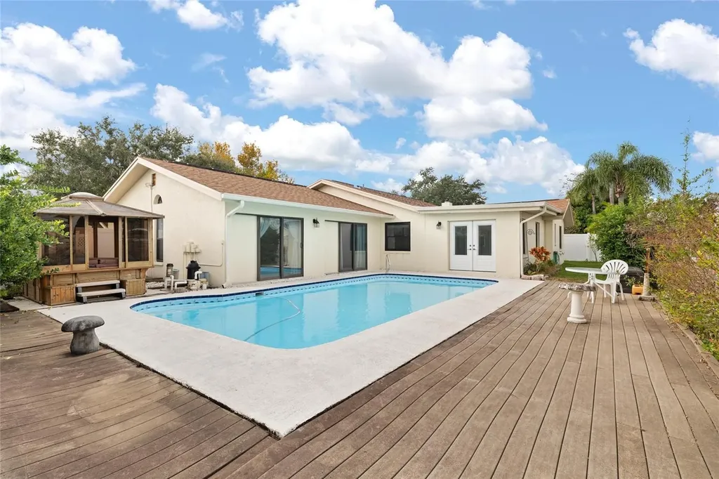 254 Timberview Drive Safety Harbor FL 34695
