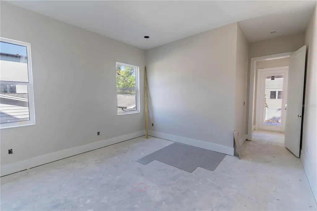 4713 W Estrella Street Tampa FL 33629
