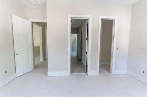 4713 W Estrella Street Tampa FL 33629