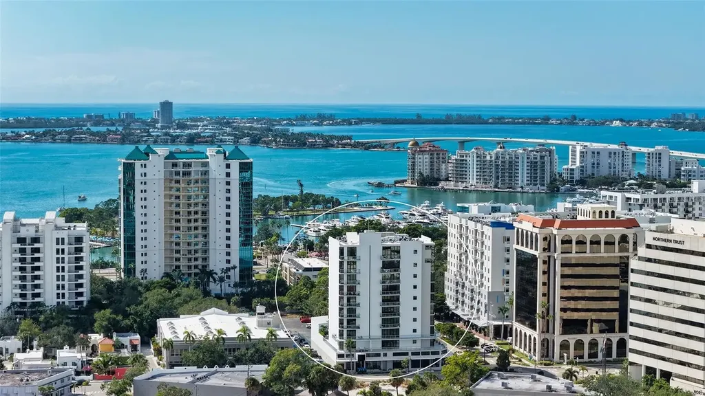 300 S Pineapple Avenue Sarasota FL 34236