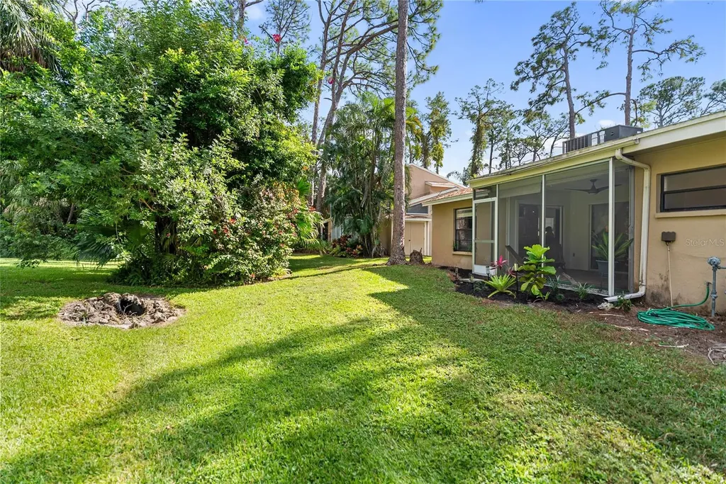 4767 Village Gardens Drive Sarasota FL 34234