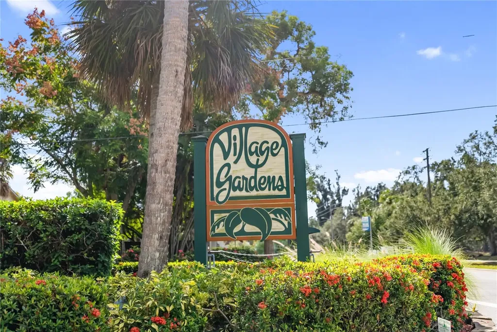 4767 Village Gardens Drive Sarasota FL 34234