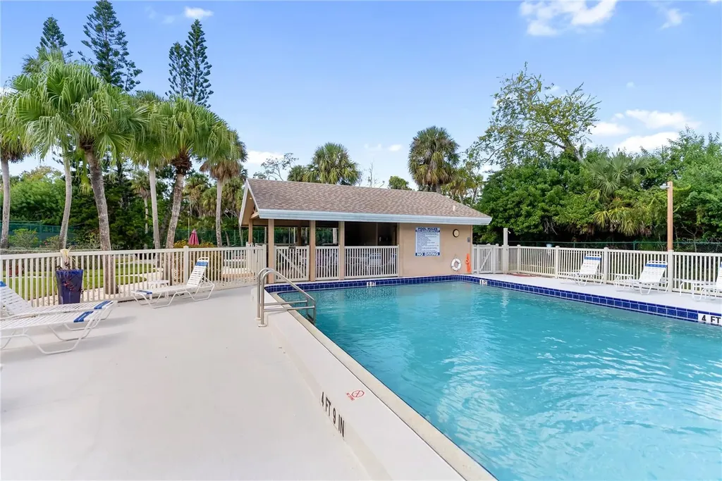 4767 Village Gardens Drive Sarasota FL 34234